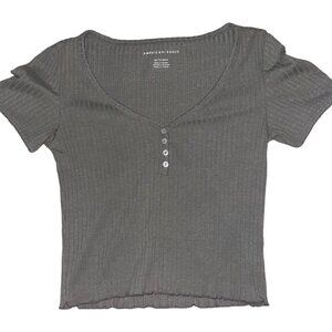 Army green AMERICAN EAGLE OUTFITTERS slightly cropped top XS